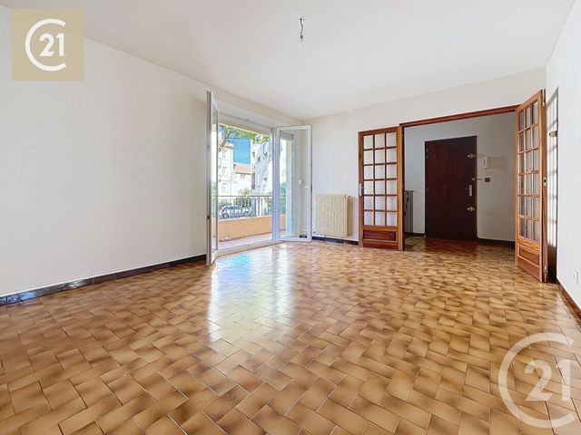 Afficher la photo en grand Appartement F4 à vendre - 4 pièces - 105 m2 - Beziers - 34 - LANGUEDOC-ROUSSILLON