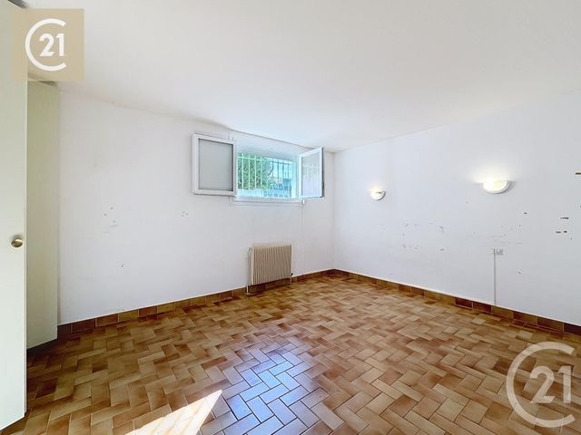 Afficher la photo en grand Appartement F4 à vendre - 4 pièces - 105 m2 - Beziers - 34 - LANGUEDOC-ROUSSILLON