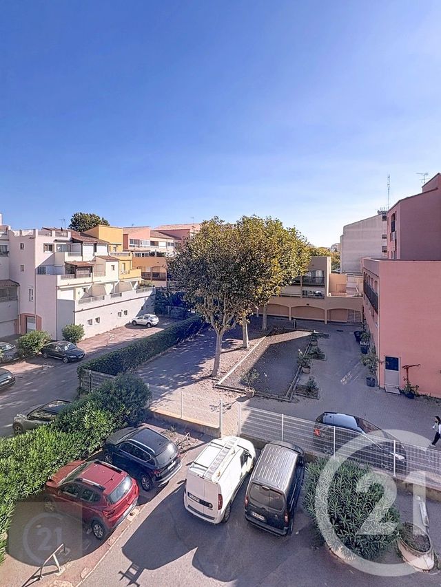 Afficher la photo en grand Appartement T2 à vendre - 2 pièces - 41,75 m2 - Agde - 34 - LANGUEDOC-ROUSSILLON