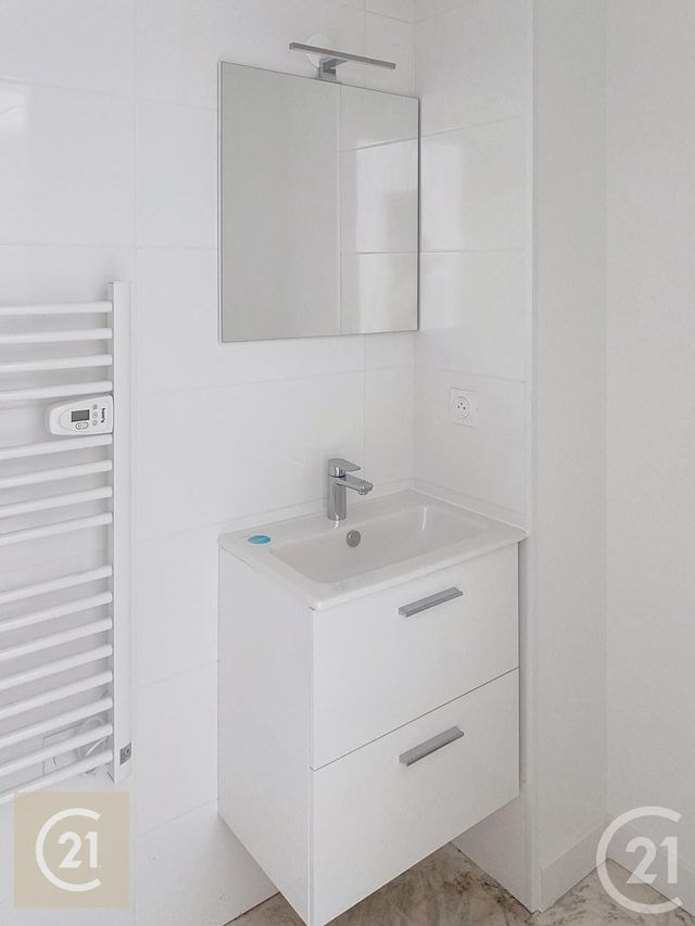 Afficher la photo en grand Appartement F2 à louer - 2 pièces - 44,53 m2 - Beziers - 34 - LANGUEDOC-ROUSSILLON