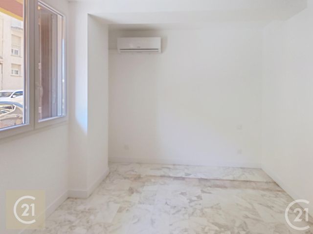 Afficher la photo en grand Appartement F2 à louer - 2 pièces - 44,53 m2 - Beziers - 34 - LANGUEDOC-ROUSSILLON