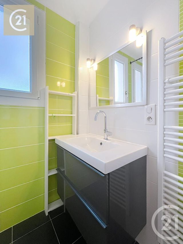 Afficher la photo en grand Appartement F4 à vendre - 4 pièces - 79,59 m2 - Beziers - 34 - LANGUEDOC-ROUSSILLON
