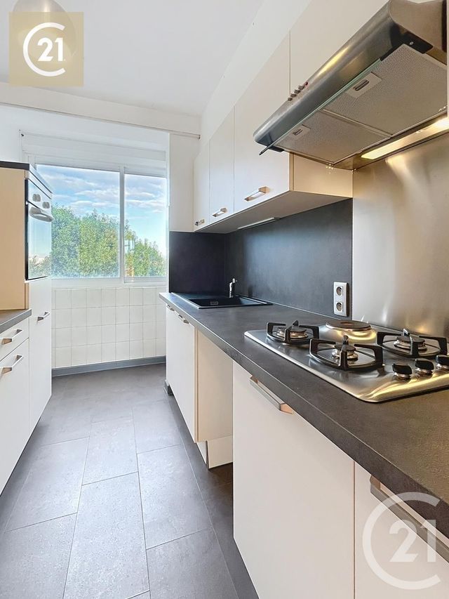 Afficher la photo en grand Appartement F4 à vendre - 4 pièces - 79,59 m2 - Beziers - 34 - LANGUEDOC-ROUSSILLON
