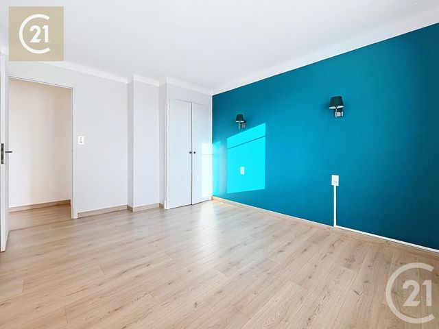 Afficher la photo en grand Appartement F4 à vendre - 4 pièces - 79,59 m2 - Beziers - 34 - LANGUEDOC-ROUSSILLON