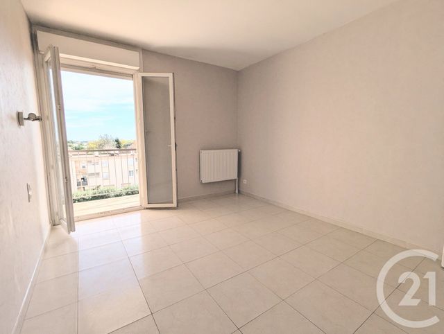Afficher la photo en grand Appartement T3 à vendre - 3 pièces - 71,30 m2 - Beziers - 34 - LANGUEDOC-ROUSSILLON