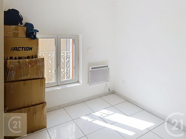 Afficher la photo en grand Maison à louer - 2 pièces - 28 m2 - Puisserguier - 34 - LANGUEDOC-ROUSSILLON