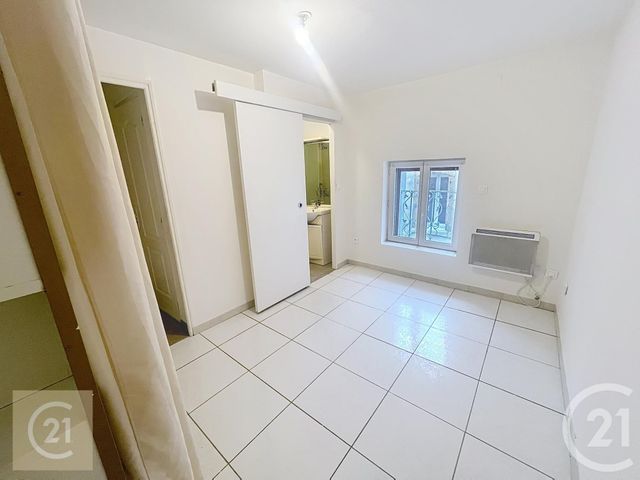 Maison à louer - 2 pièces - 28 m2 - Puisserguier - 34 - LANGUEDOC-ROUSSILLON