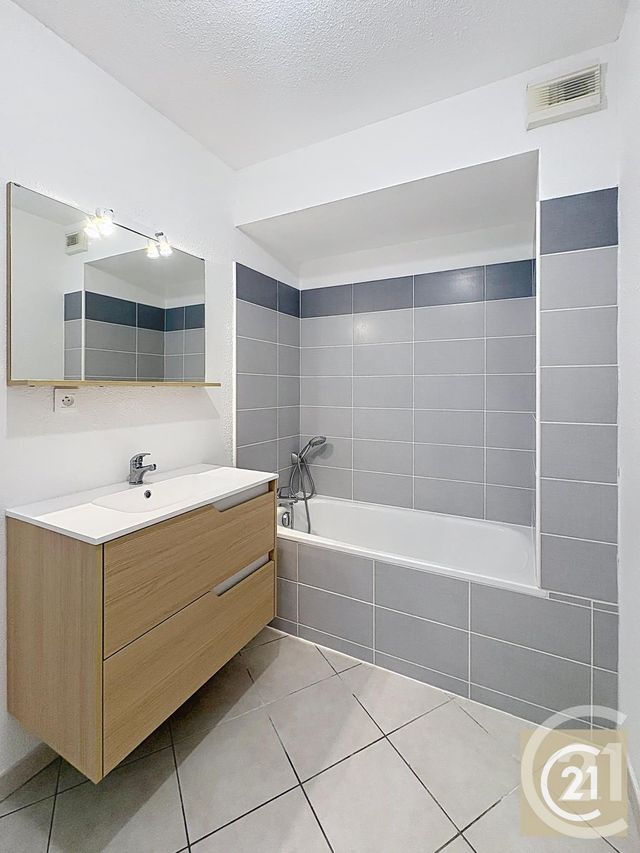 Appartement F3 &agrave; vendre - 3 pi&egrave;ces - 56,28 m2 - Beziers - 34 - LANGUEDOC-ROUSSILLON
