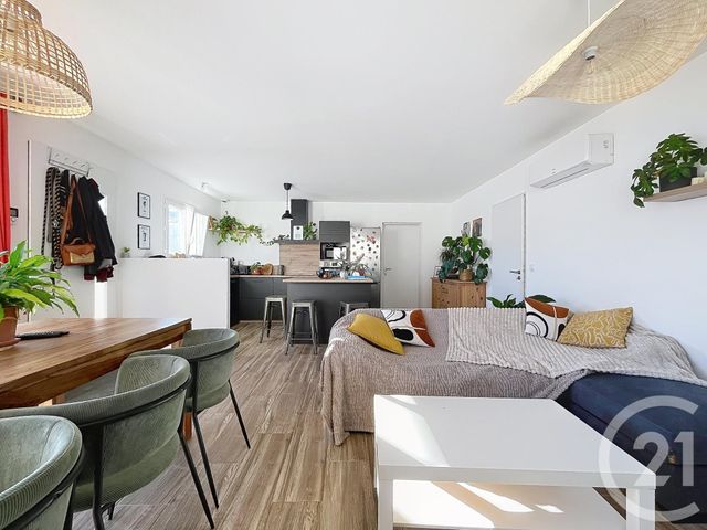 Maison &agrave; louer - 4 pi&egrave;ces - 81,72 m2 - Bassan - 34 - LANGUEDOC-ROUSSILLON