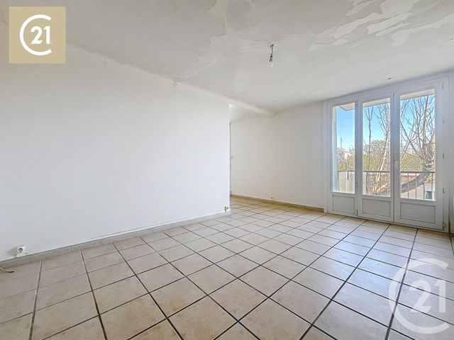 Appartement F3 bis &agrave; vendre - 5 pi&egrave;ces - 77,21 m2 - Beziers - 34 - LANGUEDOC-ROUSSILLON