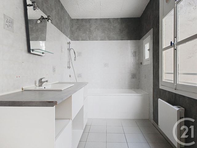 Maison &agrave; louer - 4 pi&egrave;ces - 114,70 m2 - Bassan - 34 - LANGUEDOC-ROUSSILLON
