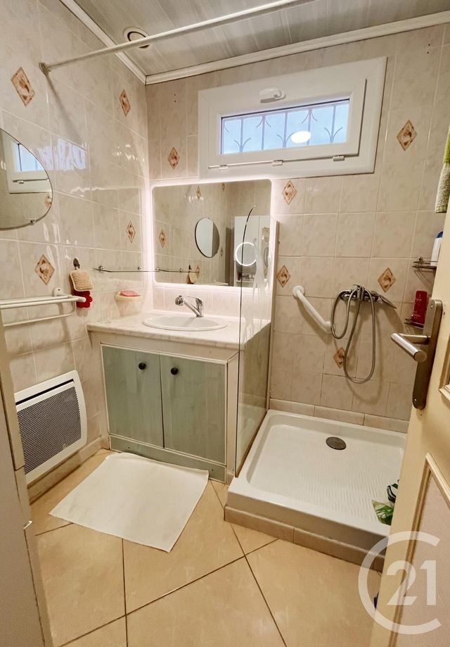 Afficher la photo en grand Maison à vendre - 5 pièces - 103 m2 - Sauvian - 34 - LANGUEDOC-ROUSSILLON